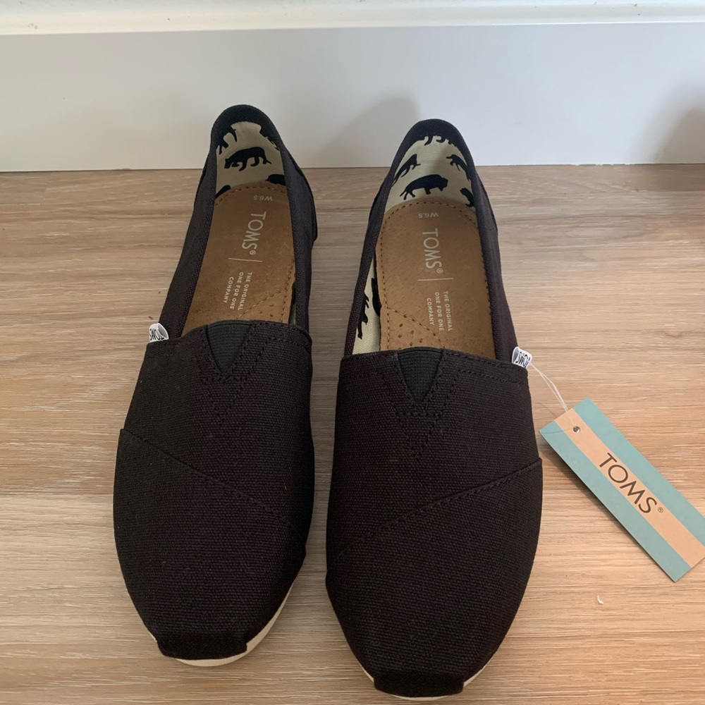 Toms